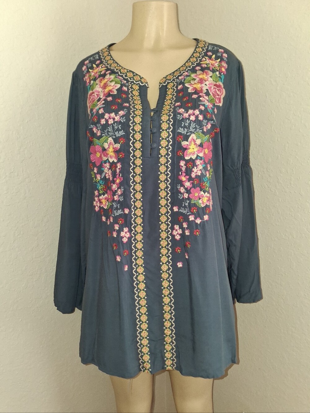 ANDRE'E BY UNIT TUNIC TOP SZ LG